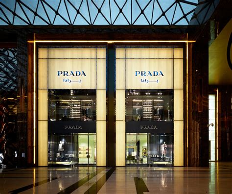 prada kuwait website